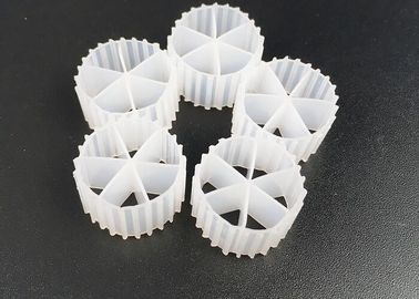 Mua Biochips Fish Ponds MBBR K1 Filter Media 20 năm tuổi thọ dài 25mm X 12mm online manufacture