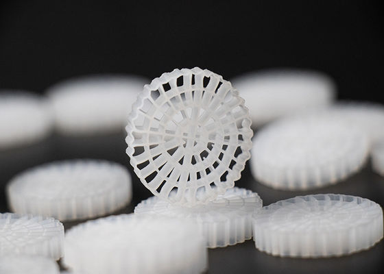 Mua 25 * 4mm PE64 K5 MBBR Bio Media K5 Màu trắng và nguyên chất HDPE cho hệ thống RAS online manufacture