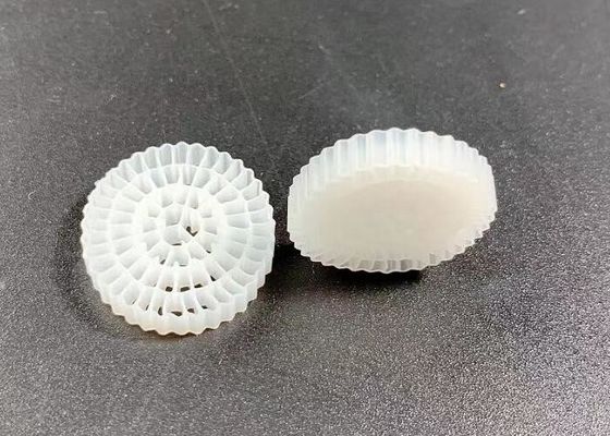 Mua HDPE Mbbr Carrier Bio Filter cho các giường treo nuôi cá 25x4MM online manufacture