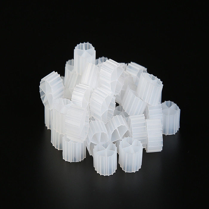 Năm lỗ HDPE vật liệu MBBR K1 Bộ lọc môi trường cho bể cá