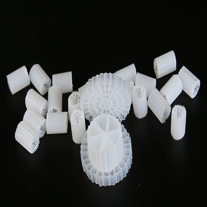 Bộ lọc tế bào sinh học nổi MBBR Phương tiện lọc nước hồ Koi cho bể cá