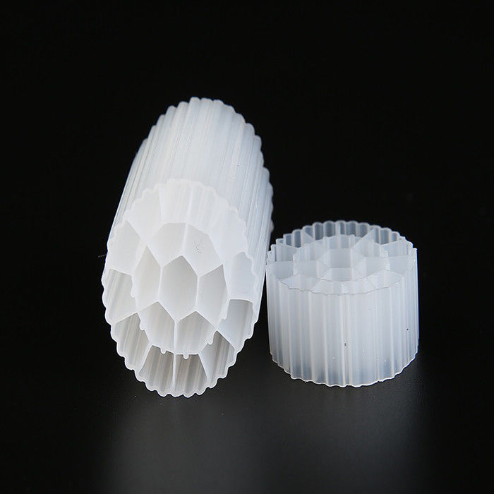 MBBR Bio Balls PE MBBR Filter Media 19 Số lỗ cho xử lý nước thải