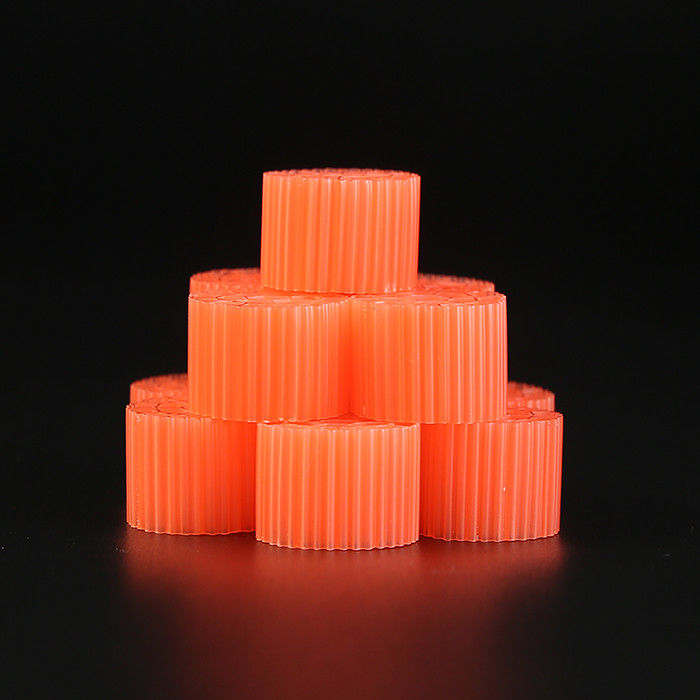 MBBR Biofilter Media Plastic Filter Media 0,96 - 0,98g/cm3 mật độ và màu trắng