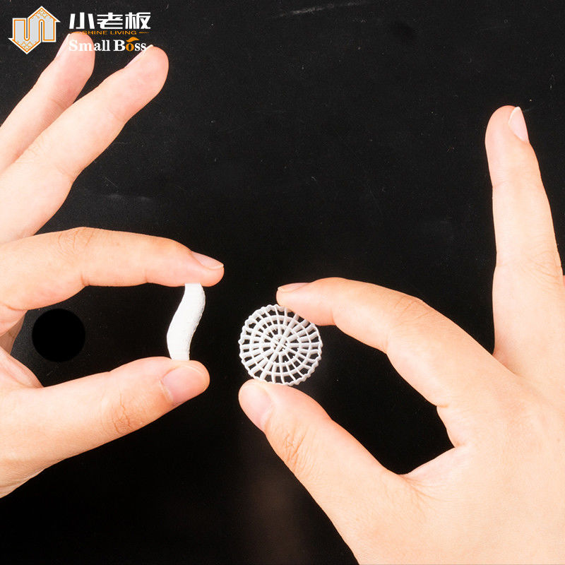 Mbbr Aquarium Filter PE nhựa vật liệu 1600M2/M3 cho nuôi cá