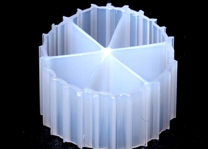 DA An toàn Không độc hại K1 Micro Filter MBBR Bomover Reactor 100% Polyethylene Virgin