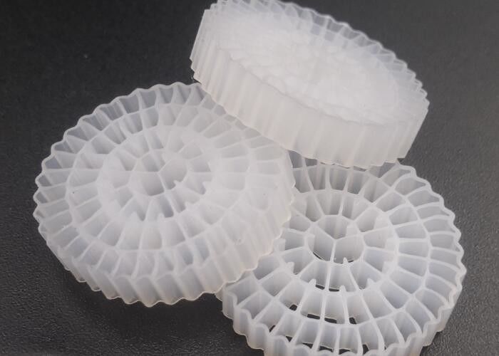 Polyethylene BIO Balls Filter Media FDA Safty Không độc hại K1 Micro MBBR Media