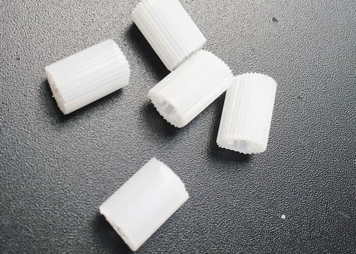 HIPS 5*10MM 3500M2 / M3 BIO Filter Media Mbbr Tháp làm mát nổi