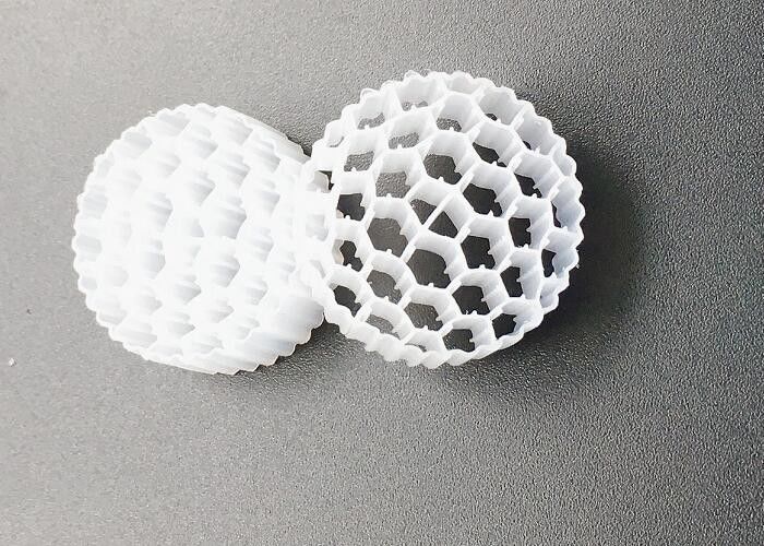 Trickling Bio lọc màu trắng MBBR BIO MEDIA FAB CARRIER 25 * 10MM 38 phòng xử lý nước thải