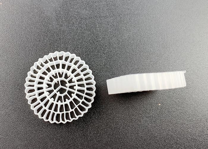 Kaldnes K5 FDA An toàn Biofilm hoạt động treo nhanh Mbbr Bio Filter Media