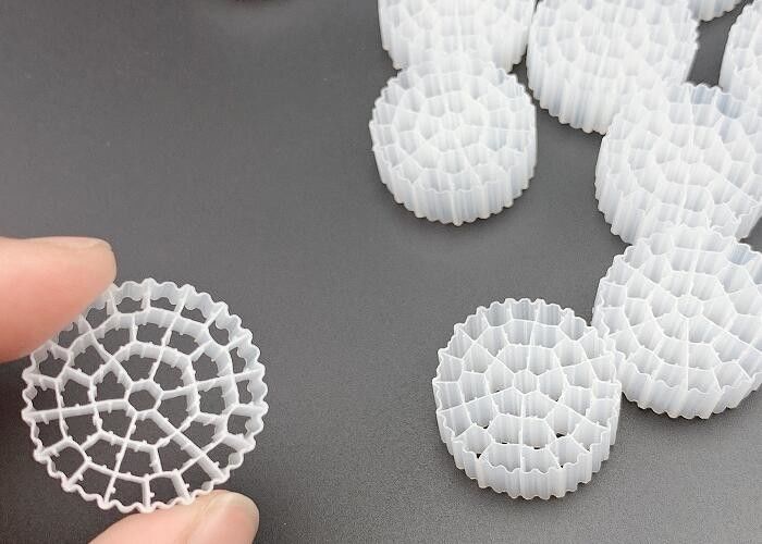 MBBR Bio Ball Waste Treatment Plastic Filter Media 25*10MM