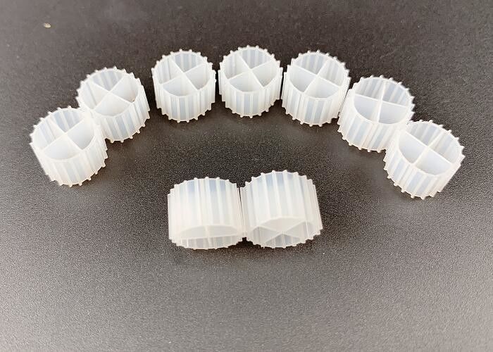 Các phương tiện lọc sinh học màu trắng 11MM Virgin HDPE cho việc khử nitri