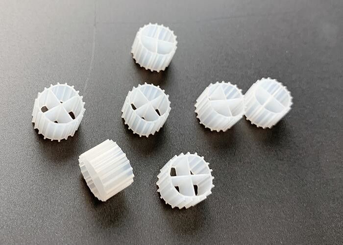 11 * 7mm MBBR Bio Balls Filter Media Vùng bề mặt lớn