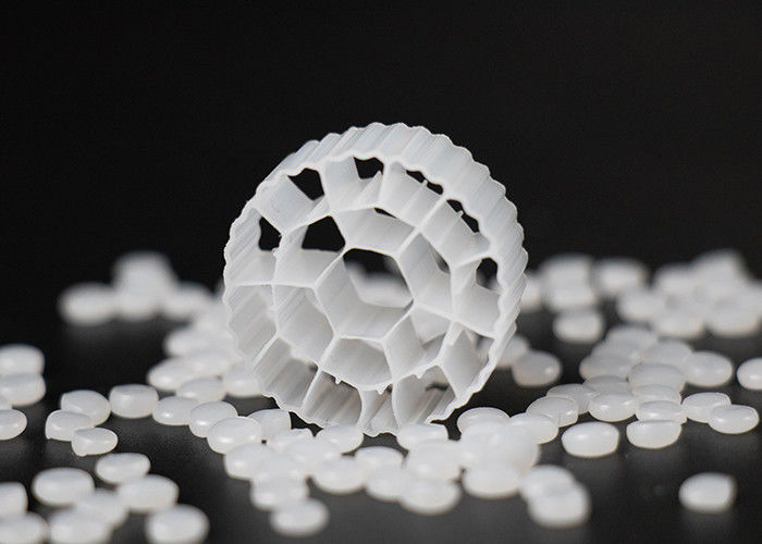 19 lỗ K3 Biocell Filter Media với vật liệu HDPE nguyên chất và màu trắng