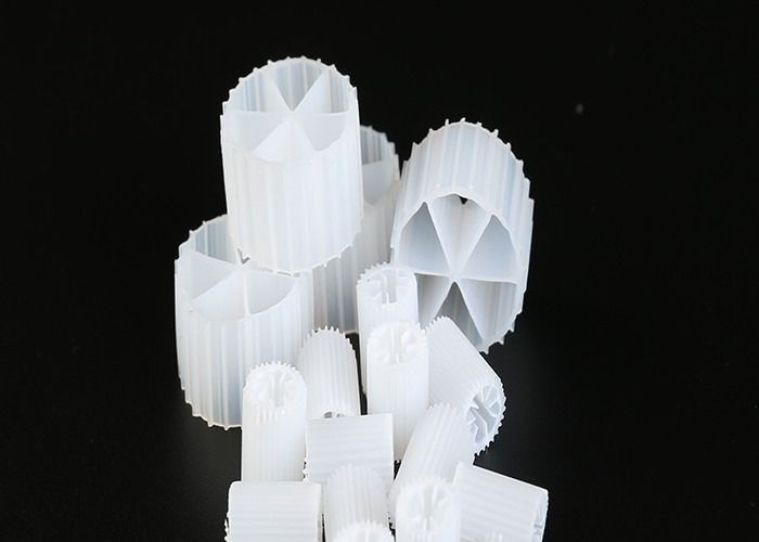 Long Life 19 lỗ K1 Filter Media Virgin HDPE vật liệu Bio Balls cho RAS và nước thải