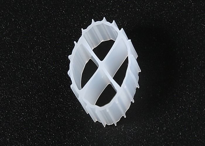 Dòng lọc nước thải Di chuyển giường Bộ lọc truyền thông ống sinh học tiêu thụ năng lượng thấp hơn phương tiện truyền thông fab k1 11 * 7mm màu trắng