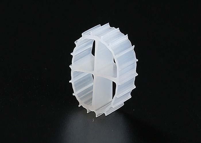 Dòng lọc nước thải Di chuyển giường Bộ lọc truyền thông ống sinh học tiêu thụ năng lượng thấp hơn phương tiện truyền thông fab k1 11 * 7mm màu trắng