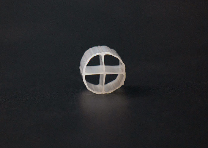 PE01 Mbbr Filter Media Màu trắng Vùng bề mặt 800m2/M3