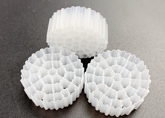 Nhựa Bio Media Extrusion Pipe Biotube MBBR Kaldnes Filter Media Bất kỳ màu nào