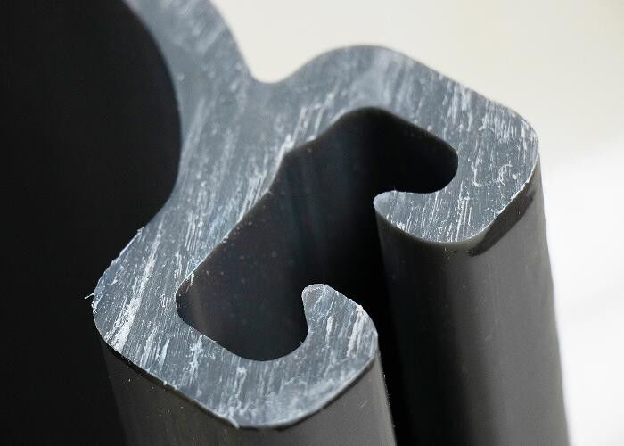 U loại vinyl PVC tấm đống chống hóa chất nhẹ